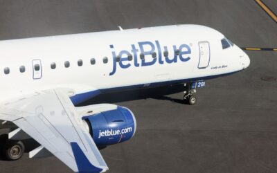 JetBlue’s stock tumbles as downbeat revenue outlook raises risk of more losses