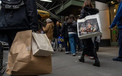 Fewer shoppers turned out for Thanksgiving-weekend deals, retail group says. Here’s why.