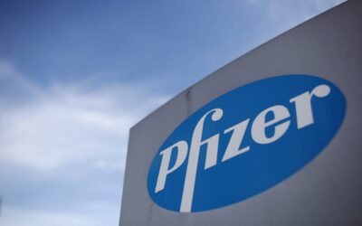 Pfizer stock climbs on Q4 revenue and earnings beat, reaffirmed guidance