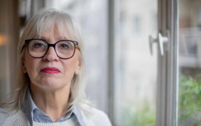 My sister and her husband died within days of each other. Their banks won’t let me access their safe-deposit boxes. What now?