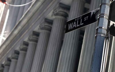 Companies are issuing the least amount of 30-year bonds in 14 years. What that tells investors.